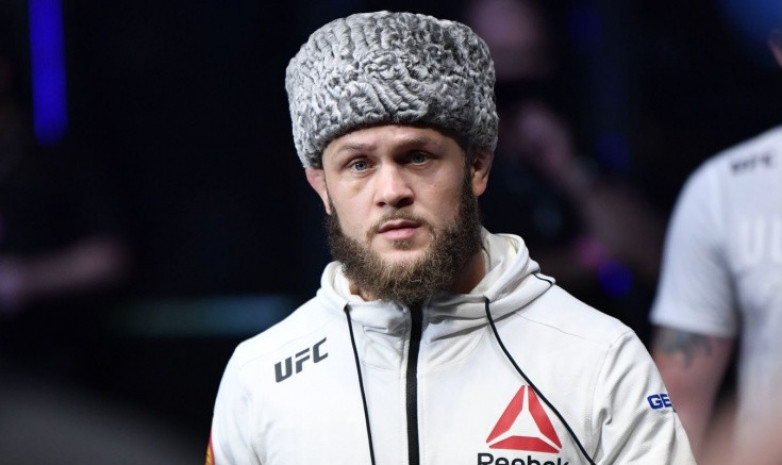 UFC официально анонсировал топовый бой уроженца Казахстана