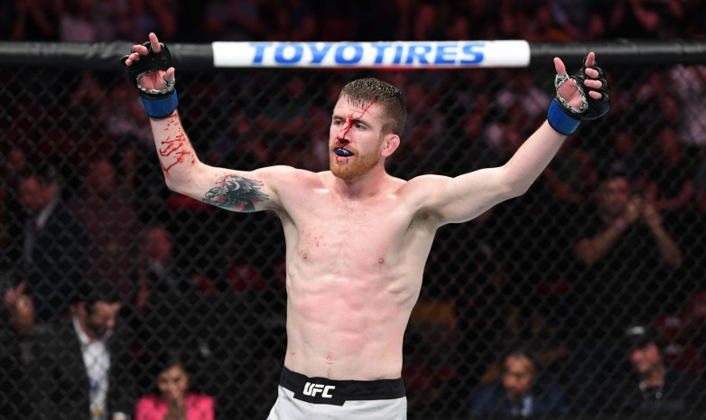 Сандхаген UFC турнирінің басты жекпе-жегінде Фонтты жеңді