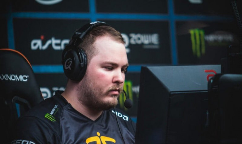 Flusha мансабын аяқтады