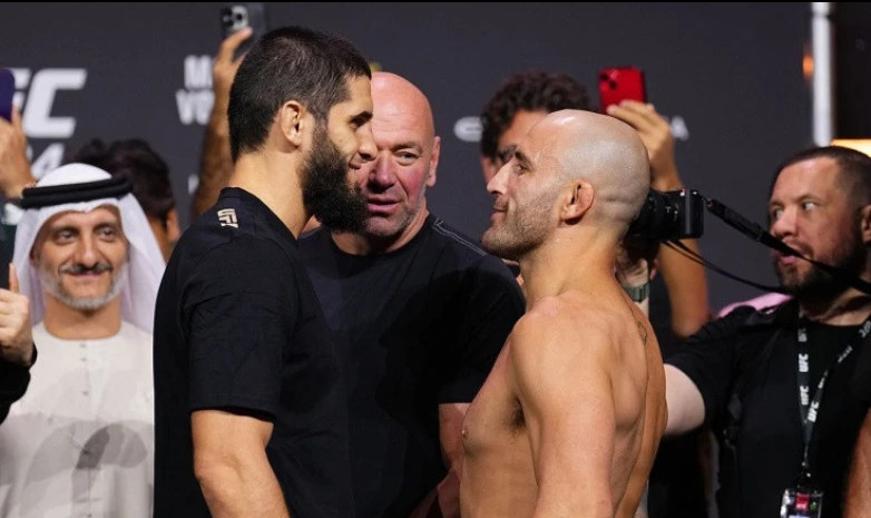 UFC 294 турнирінің тікелей трансляциясы