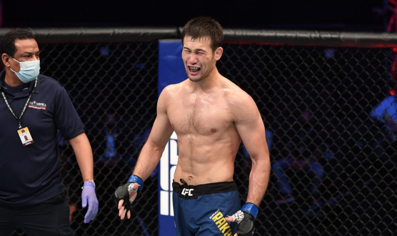 Шавкат Рахмонов официально поднялся в рейтинге UFC