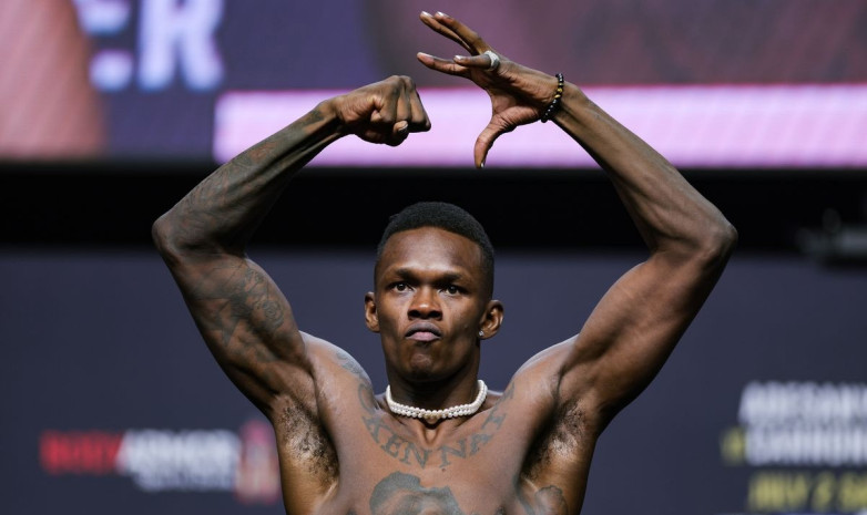 Исраэль Адесанья UFC-дегі келесі жекпе-жегі туралы мәлімдеме жасады