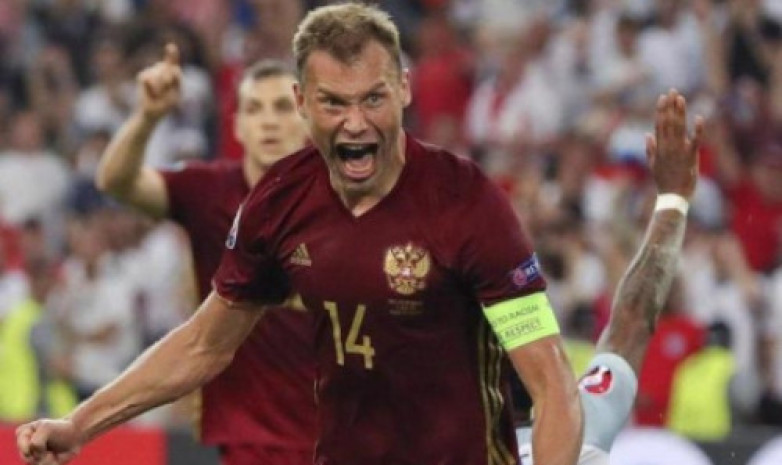Ресей футболының аңызы басқа елге қоныс аударды