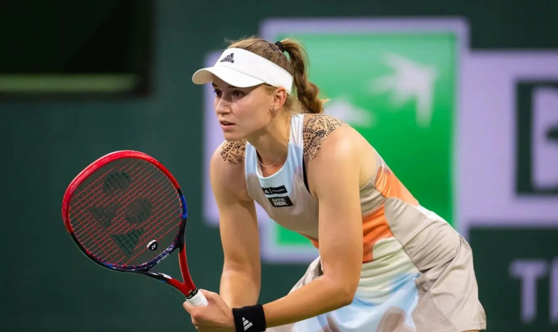 Рыбакина тарихта алғаш рет WTA қорытынды турниріндегі матчта жеңіске жетті
