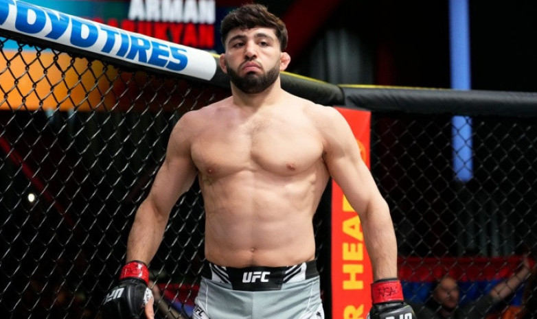 Обидчик известного казаха поделился ожиданиями от боя с топовым бойцом UFC