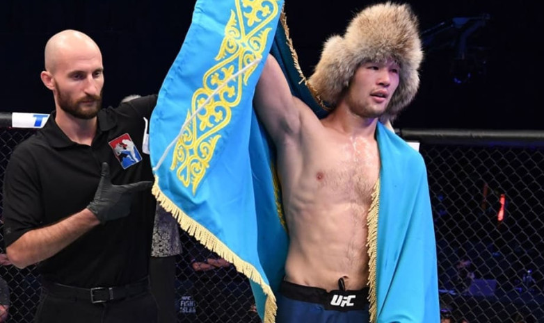 Тренер Шавката Рахмонова оценил спарринги казахстанца с чемпионом Bellator