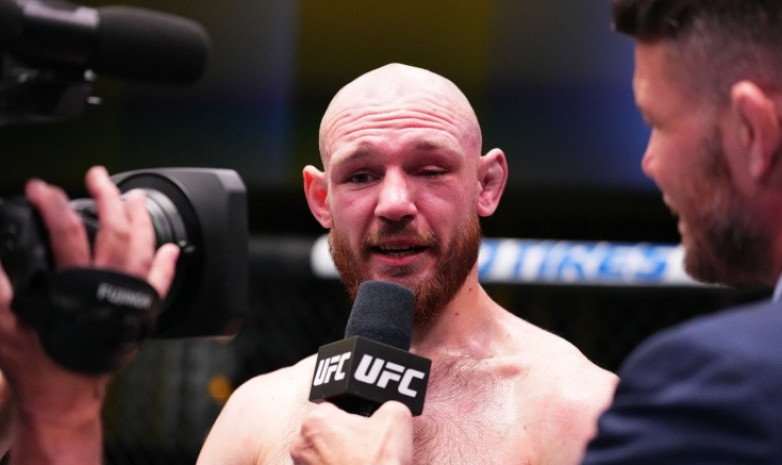 Боец UFC объяснил, почему дерется за деньги, а не за Россию