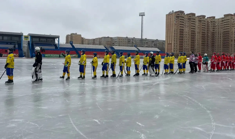 Допты хоккейден «Ақжайық» Орынборда «Локомотивті» ірі есеппен жеңді