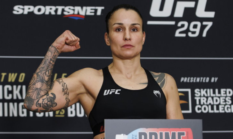 Пеннингтон жеңіл салмақта UFC белбеуін жеңіп алды