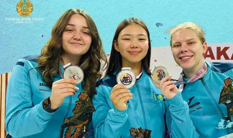 Қазақстан əйелдер құрамасы Азия чемпионатында күміс медаль жеңіп алды