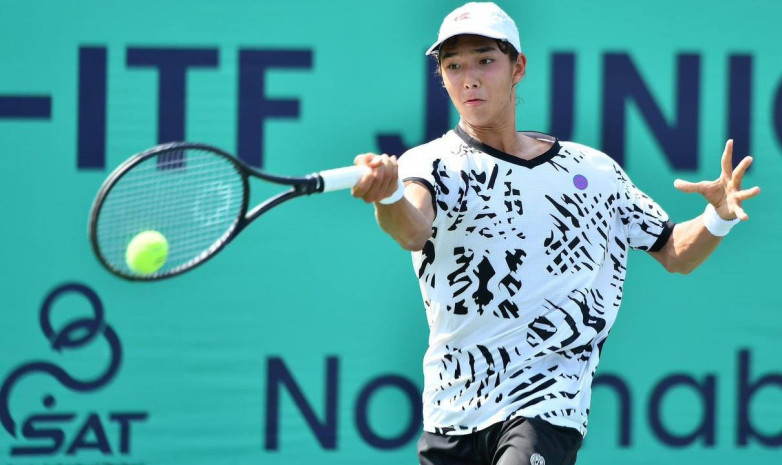 Australian Open: Жасөспірімдер арасында Әмір Омарханов үшінші айналымға шықты