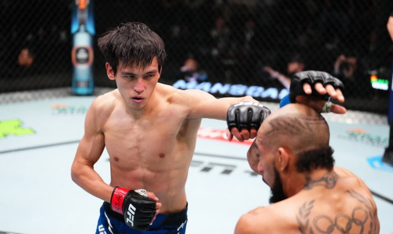 Жұмағұлов Азат Мақсұмның UFC-дегі екінші жекпе-жегіндегі қателігін айтты