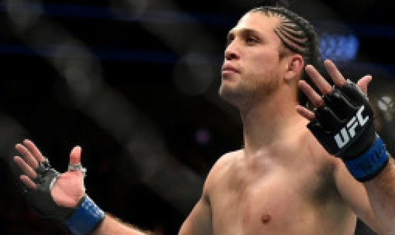 UFC турнирінің жекпе-жегі ерте аяқталды