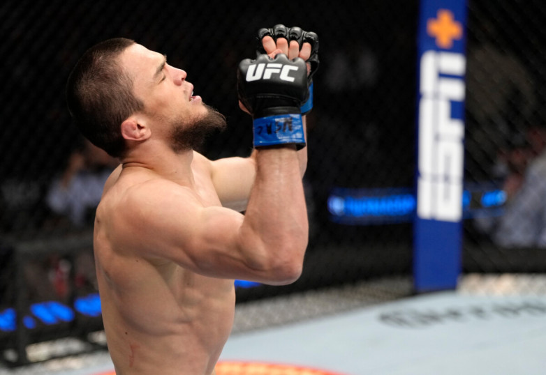 Нурмагомедов рассказал, почему согласился на поединок против дебютанта UFC из Казахстана