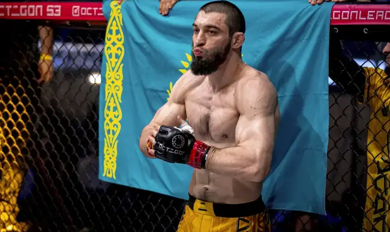 UFC файтерін жеңген қазақстандық OCTAGON лигасының жаңа чемпионы атанды