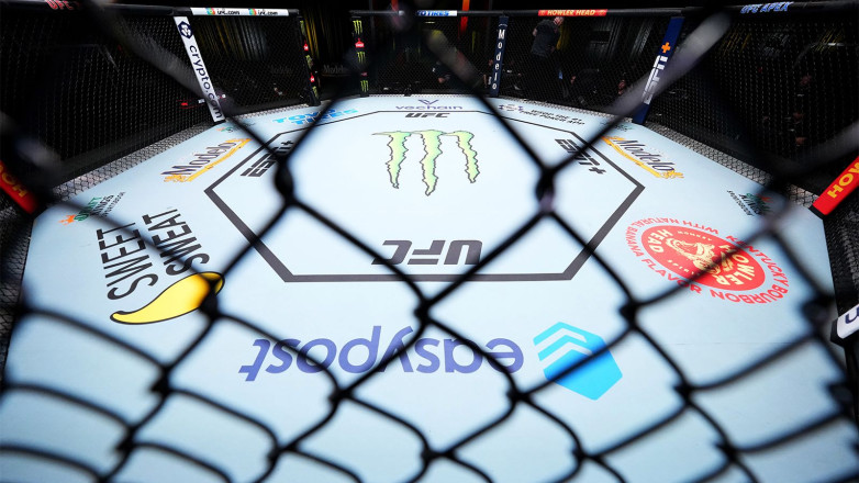 Легендарный экс-чемпион UFC оказался в больнице после пожара в его доме