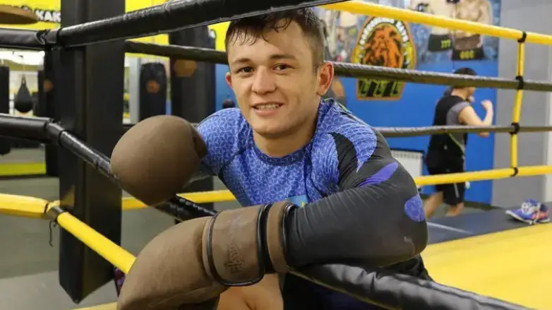 «Келесі жекпе-жегін асыға күтемін». Бекзат Алмахан UFC-дегі дебютінде танымал инсайдерді тәнті етті