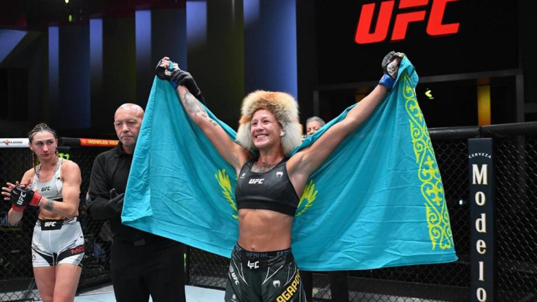 Қазақстандық файтер қыз UFC-мен келісімшарты туралы тосын мәлімдеме жасады
