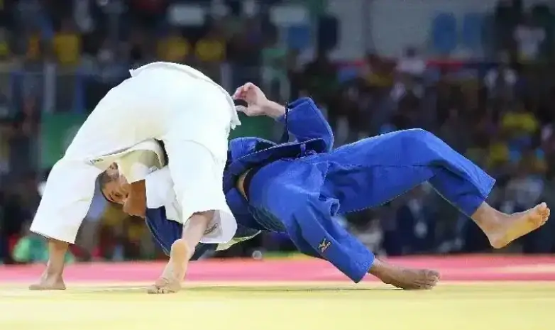 Күрес түрлерінен Азия чемпионаты: Бүгін боз кілемге кімдер шығады