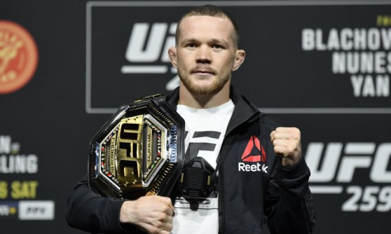 Экс-чемпион сделал заявление об отказе драться в UFC