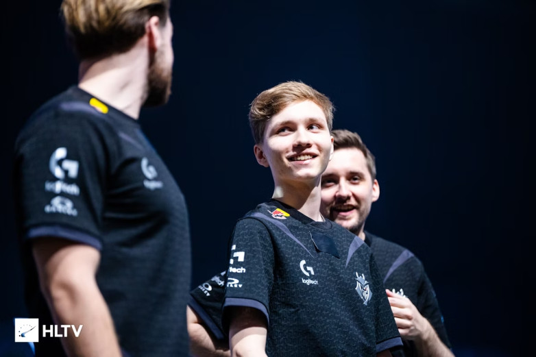 «Он дает мне много свободы с AWP, много пространства». M0NESY о тренере G2