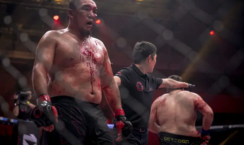 Қазақстандық файтер OCTAGON 58 турнирінде чемпиондық белбеуін қорғайды