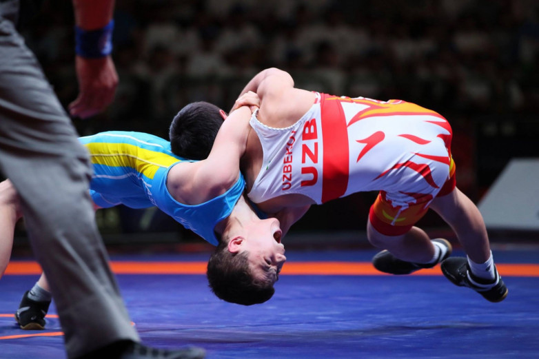 Дін-Мұхаммед Қошқар Еуропа чемпионын жеңіп, ширек финалға өтті