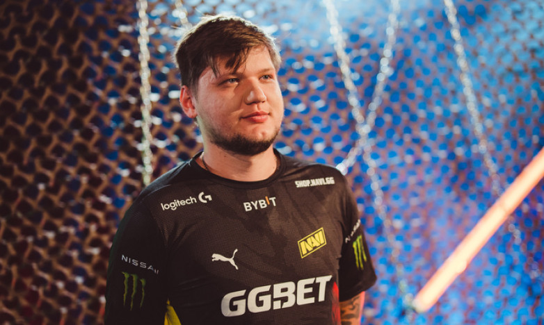 У него ничего не получилось. S1mple купил кейс за $1,520 и попытался арендовать скины