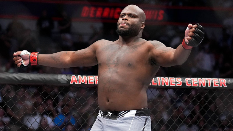 Льюис нокаутировал Насименто в главном бою турнира UFC в Сент-Луисе