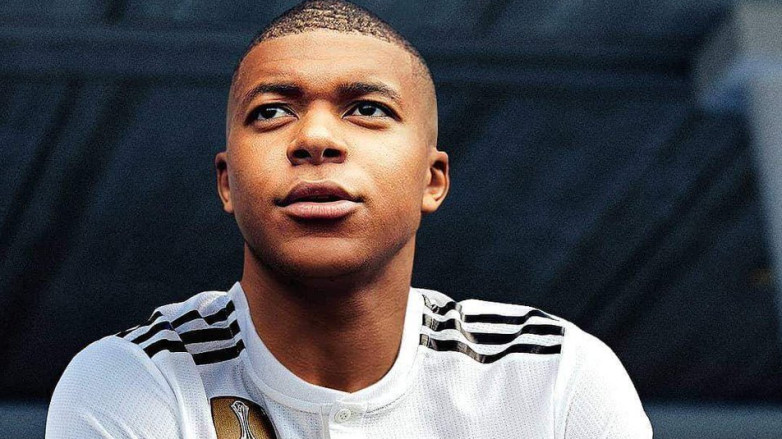 Стало известно, сколько заработал «Реал» в первый день продаж футболок Мбаппе