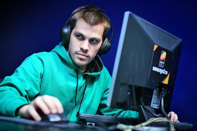 «Aleksib напомнил, чтобы его даже близко не ставили в один ряд с HooXi» — OverDrive