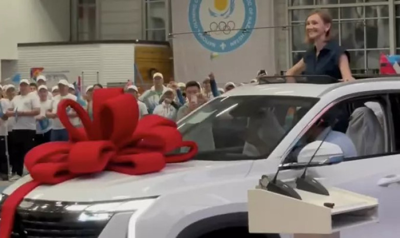 Олимпиада чемпионы Ольга Рыпаковаға көлік сыйға тартылды (видео)