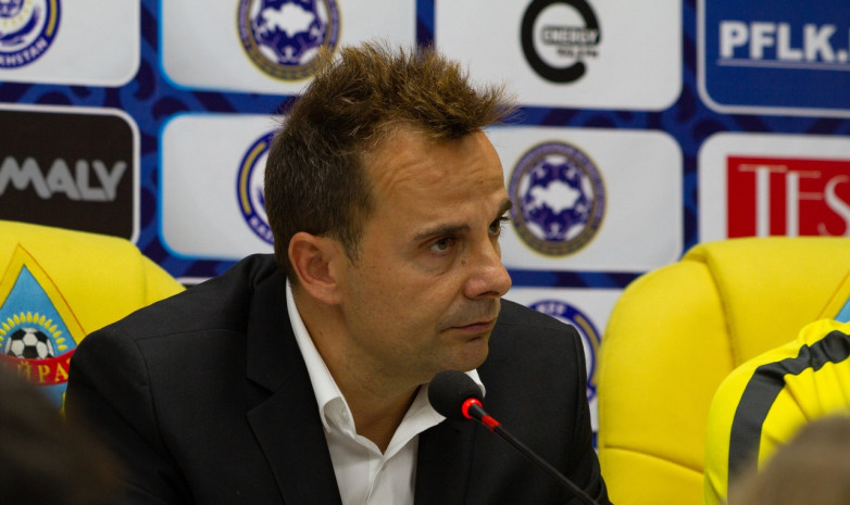 Карлос Алос проговорился о том, что не участвует в формировании состава «Кайрата»