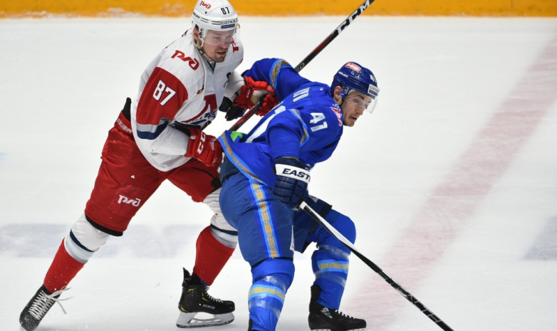 «Барыс» уступил «Локомотиву»