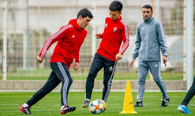 Фоторепортаж с первого дня сборов «Кайсара» в Турции