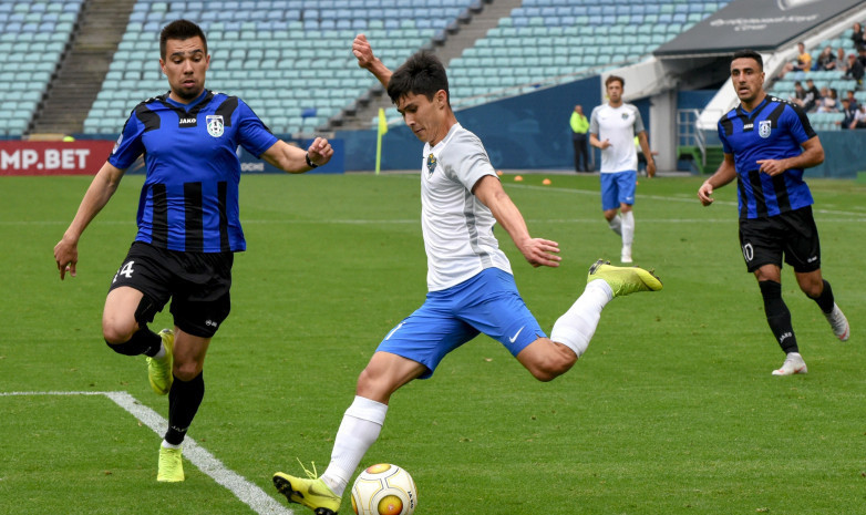 Акмаль Бахтияров не попал в стартовый состав «Сочи» на игру с «Уфой»