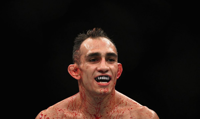 ВИДЕО. UFC Фергюсонның алғашқы жекпе-жегінің видеосын жариялады