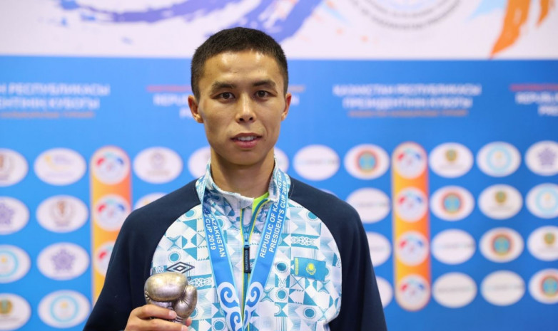 Әлем чемпионаты: Бибосынов ширек финалға шықты