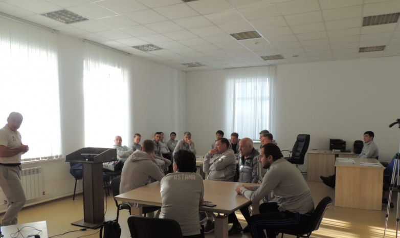 «Астана» футбол орталығының жаттықтырушылар кеңесі өтті