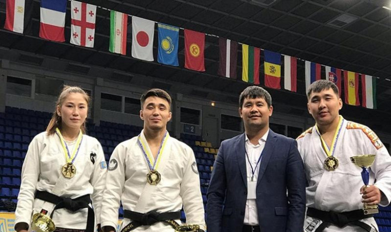 Маңғыстаулық 3 спортшы джиу-джитсудан әлем чемпионы атанды 