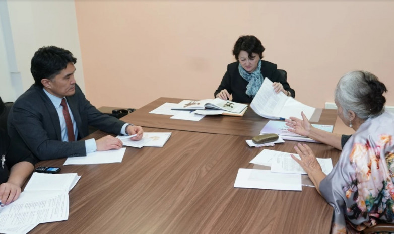 Мәдениет және спорт министрі Ақтоты Райымқұлова азаматтарды  қабылдады