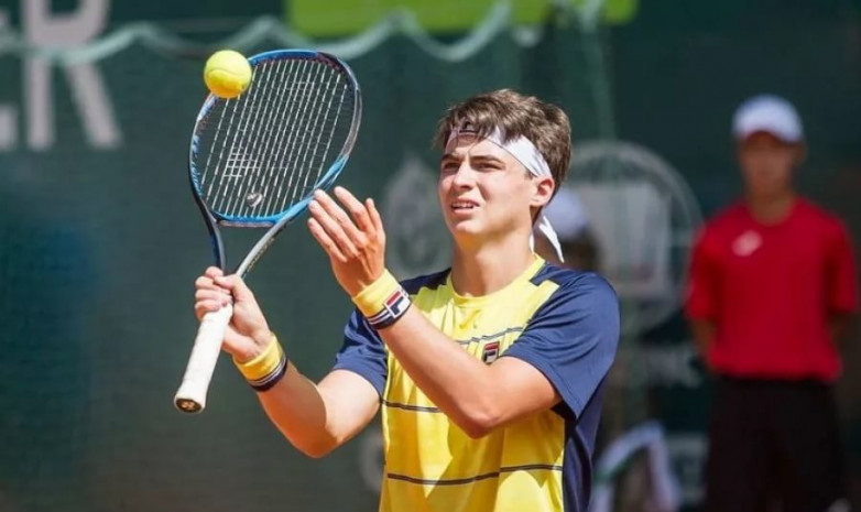 Скатов проиграл матч на турнире ITF в Анталье