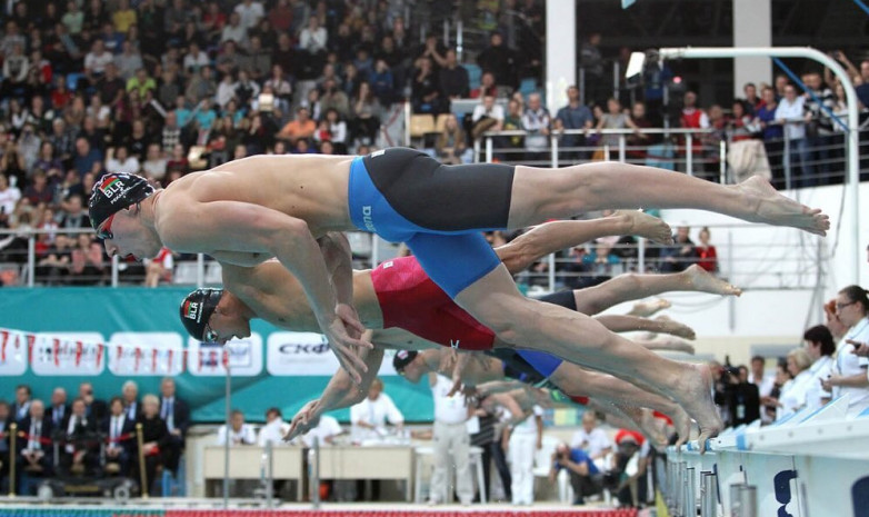 Балабек Галымжан установил рекорд Казахстана на турнире по плаванию в России