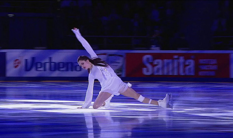 Видео показательного выступления Медведевой на чемпионате России по фигурному катанию