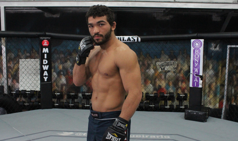 «У него есть слабое место». Чемпион Bellator уверен, что сможет победить Хабиба
