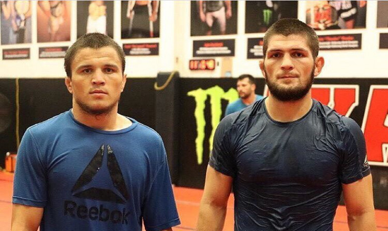 Хабибтің інісі UFC ұйымымен келісімшартқа отырды