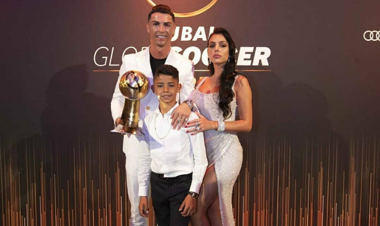 Globe Soccer Awards марапаты Роналдуға бұйырды