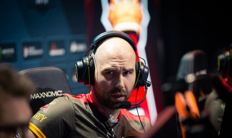 CS:GO состав легендарного польского игрока Виктора «TaZ» Войтаса остался без организации