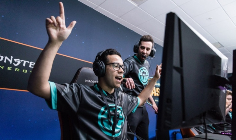 «Steel» и «IoWel» присоединились к составу «Movistar Riders» по CS:GO