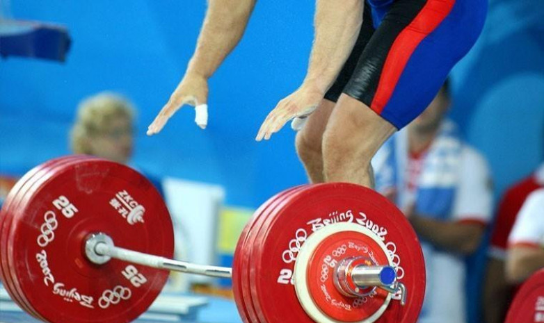 Жеті ауыр атлет допинг үшін жазаланды